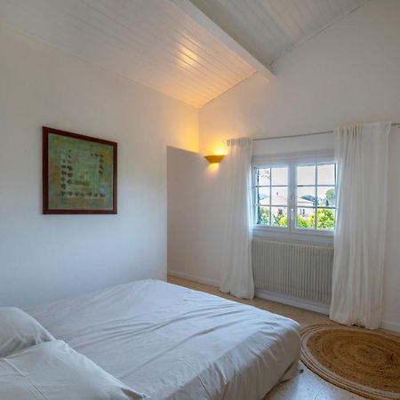 Villa Lumineuse Avec Piscine Chambres Ou Villa Saint-Georges-dʼOrques Exteriör bild