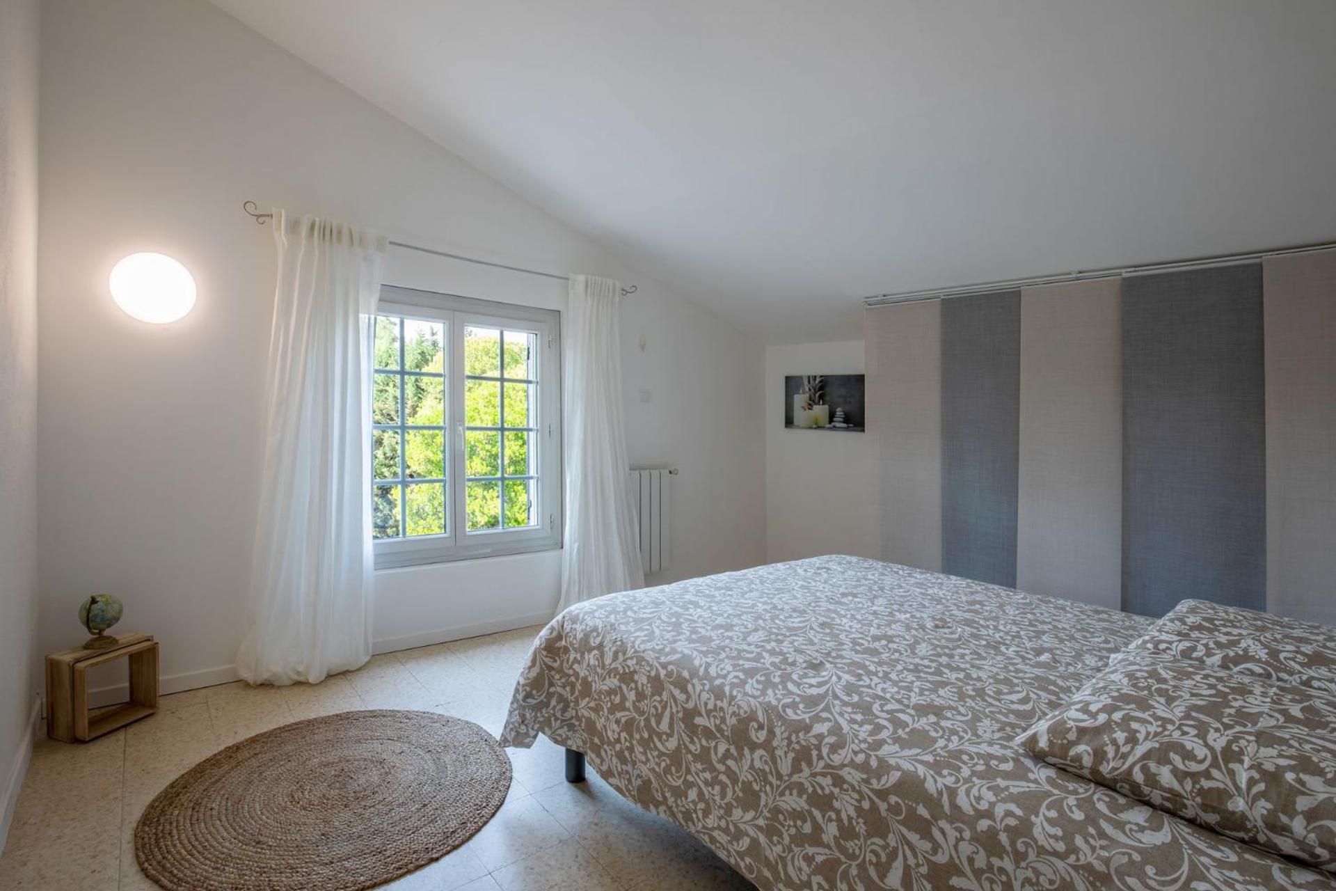 Villa Lumineuse Avec Piscine Chambres Ou Villa Saint-Georges-dʼOrques Exteriör bild