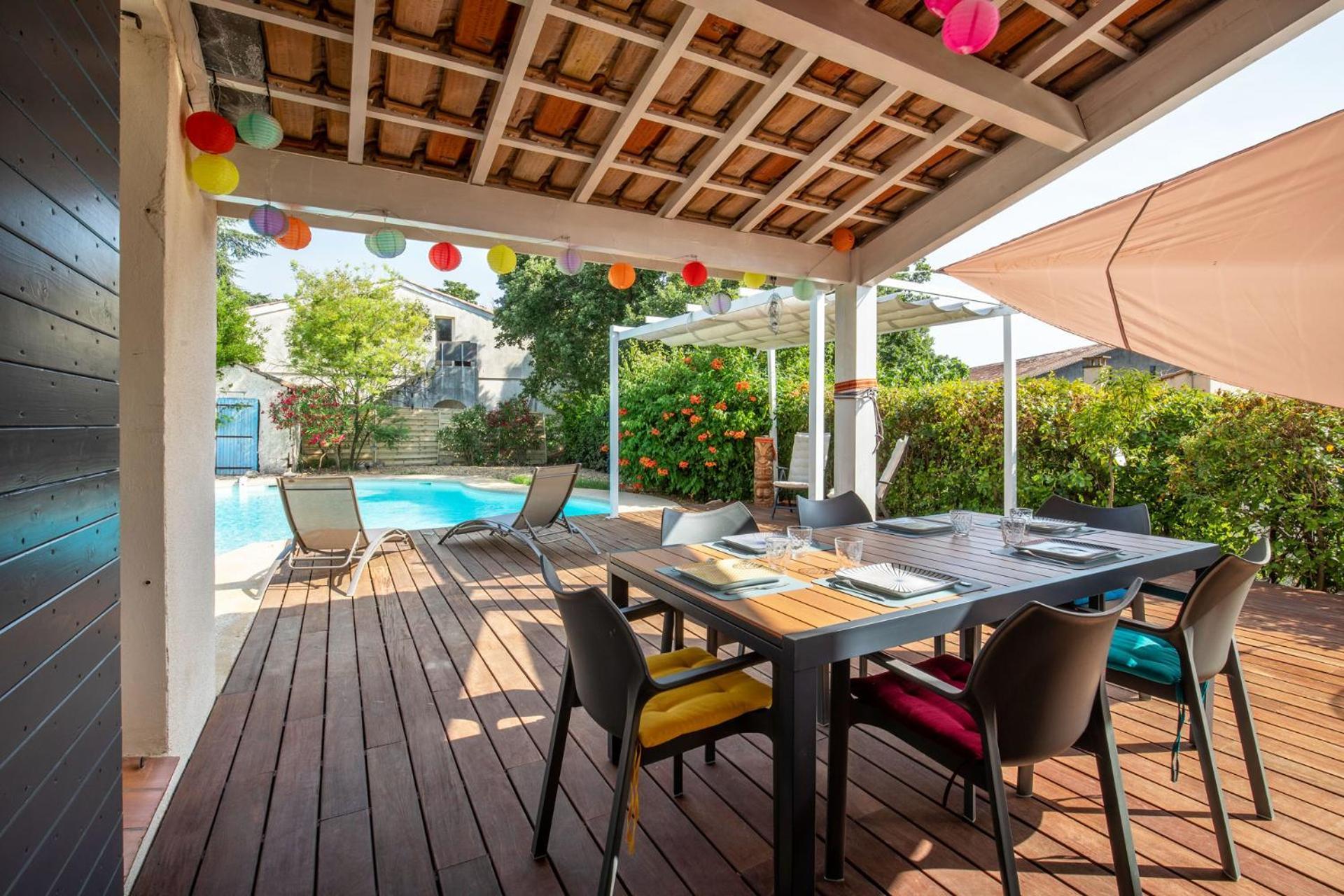 Villa Lumineuse Avec Piscine Chambres Ou Villa Saint-Georges-dʼOrques Exteriör bild